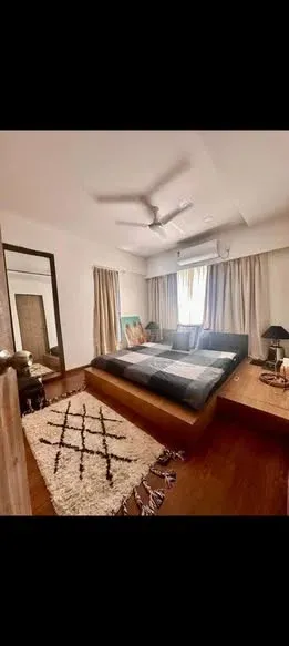 2 BHK Flat for Rent in Bandra West