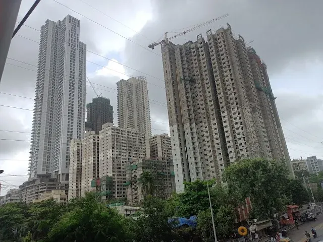 2 BHK Flat for Rent in Malad East