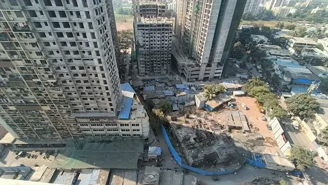 Commercial Space for Rent in kandivali west main market babrakar nagar