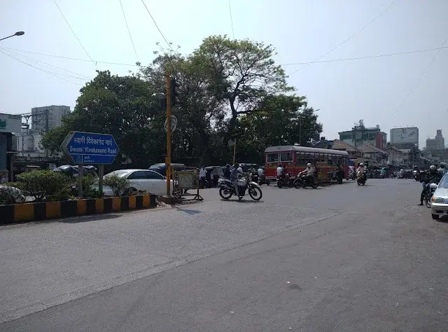 Office Space for Sale in S. V. Road