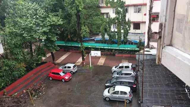 3 BHK Flat for Rent in 36th Road Behind National College Bandra West