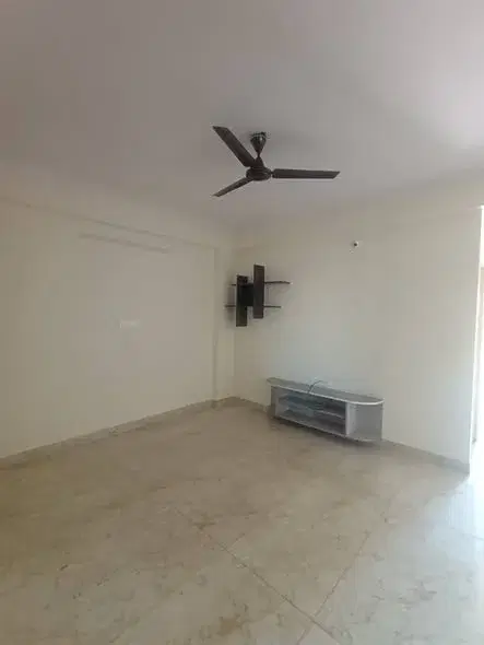 2 BHK Flat for Rent in Singasandra Very Near to HSR Layout