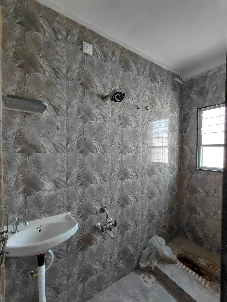 1 BHK Flat for Rent in Kalewadi Phata (Only 100 meters from BRTS)