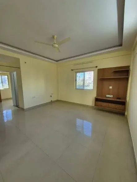 1 BHK Flat for Rent in kudlu gate metro station near hsr layout 2km