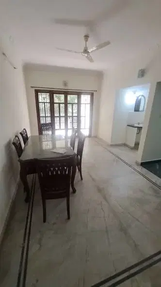 2 BHK Flat for Rent in Indiranagar