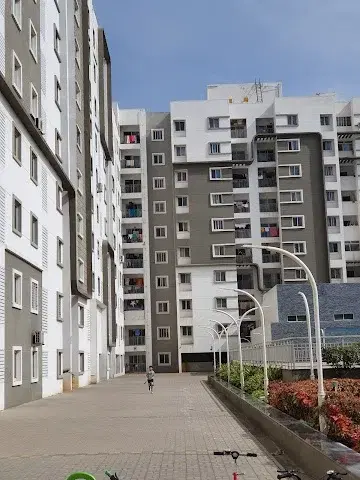 2 BHK Flat for Sale near Graphite India metro station