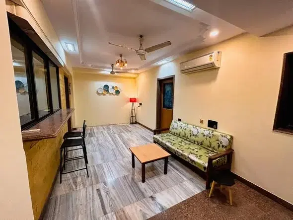 2 BHK Flat for Rent in Malad East
