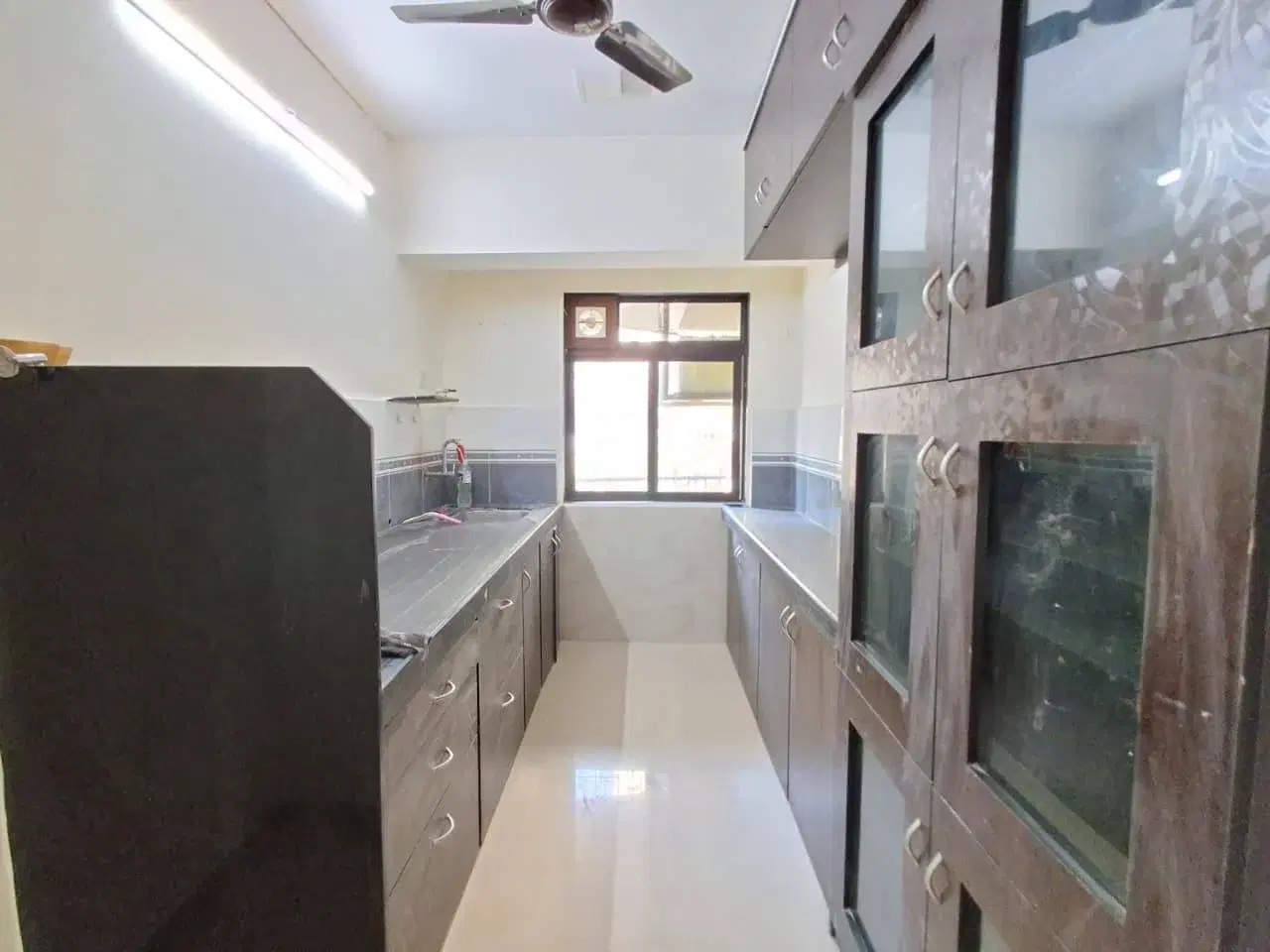 2 BHK Flat for Rent in Lalbaug-Chinchpokli near Jai Hind Cinema