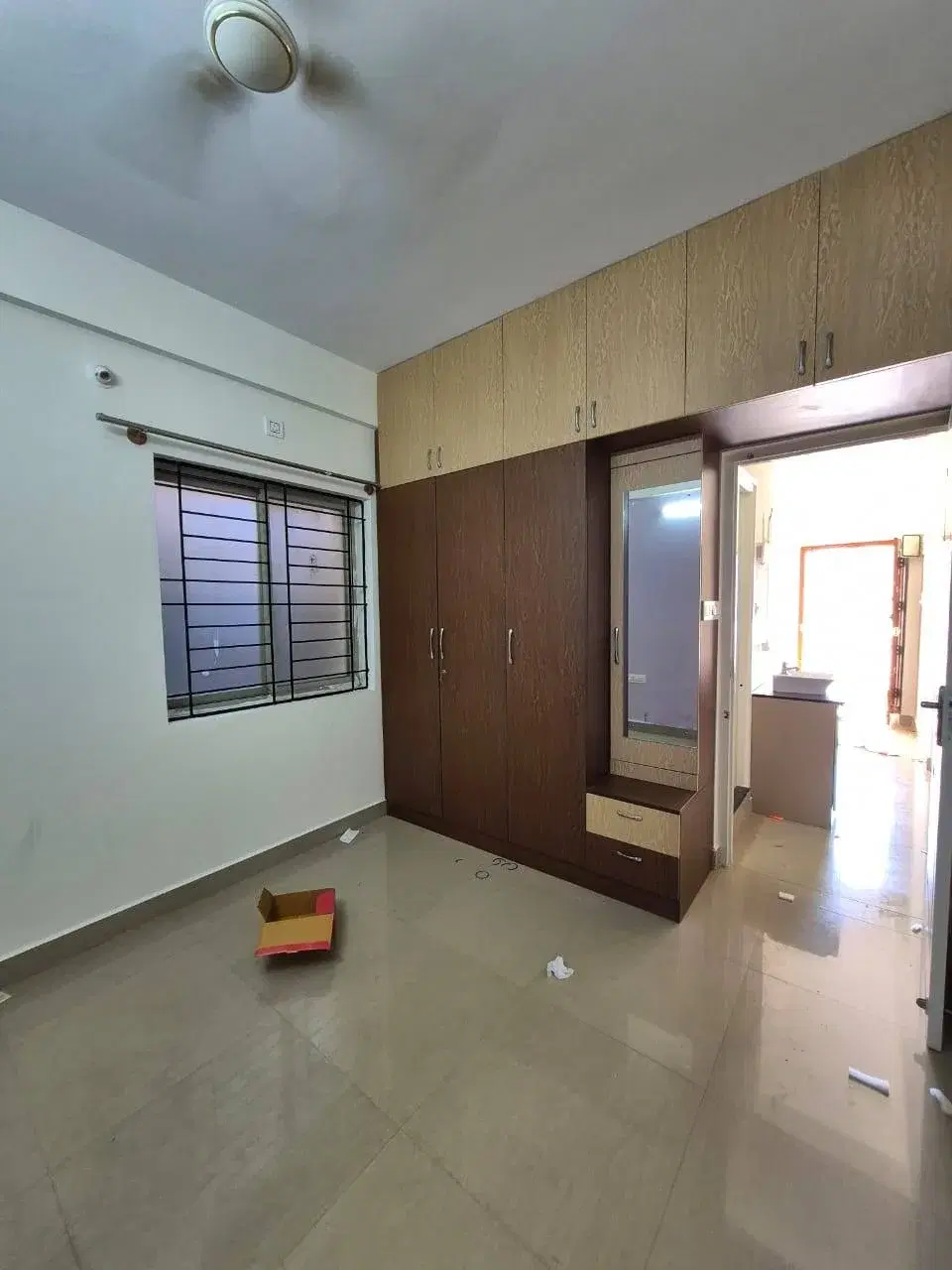 2 BHK Flat for Rent in kudlu gate near hsr layout
