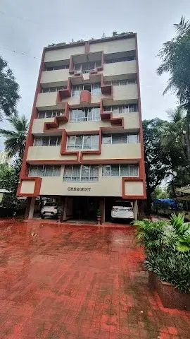 2 BHK Flat for Sale in Crescent Bldg