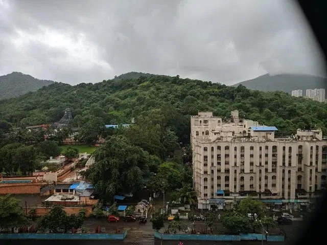 2 BHK Flat for Rent in Mumbai