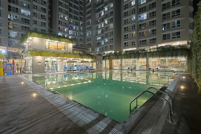 1 BHK Flat for Sale in Malad West