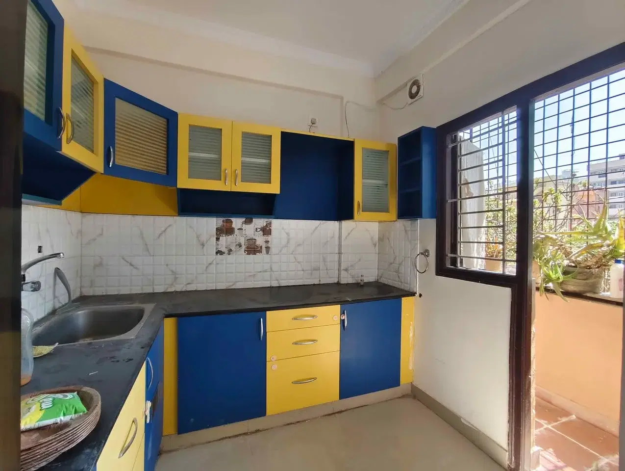 2 BHK Flat for Rent in Marathahalli Outer Ring Road Multiplex Bustop