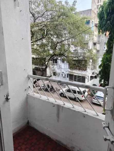 1 BHK Flat for Rent in Lane 7