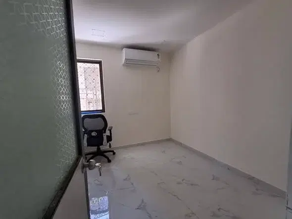 Office Space for Rent Near Sidhhi Vinayak temple