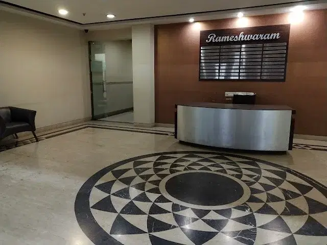 6 BHK Flat for Sale in Prabhadevi