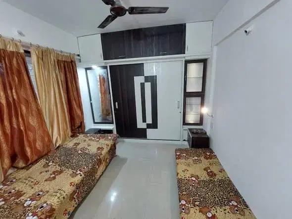2 BHK Flat for Rent in Dhanori/ porwal Road