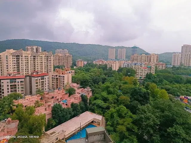 3 BHK Flat for Rent in Manpada Junction. Thane west