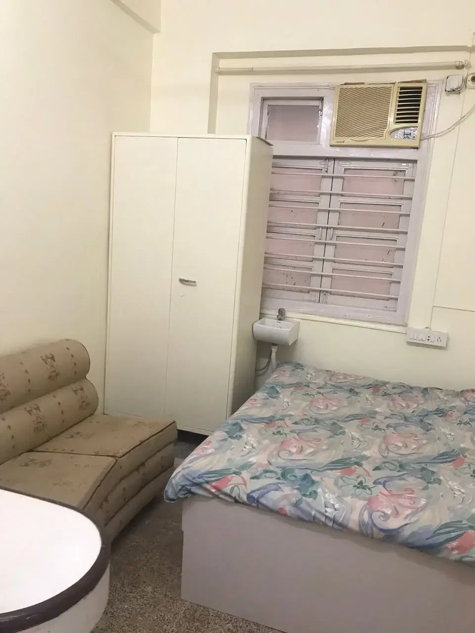 3 BHK Flat for Rent in Ruparel Ariana