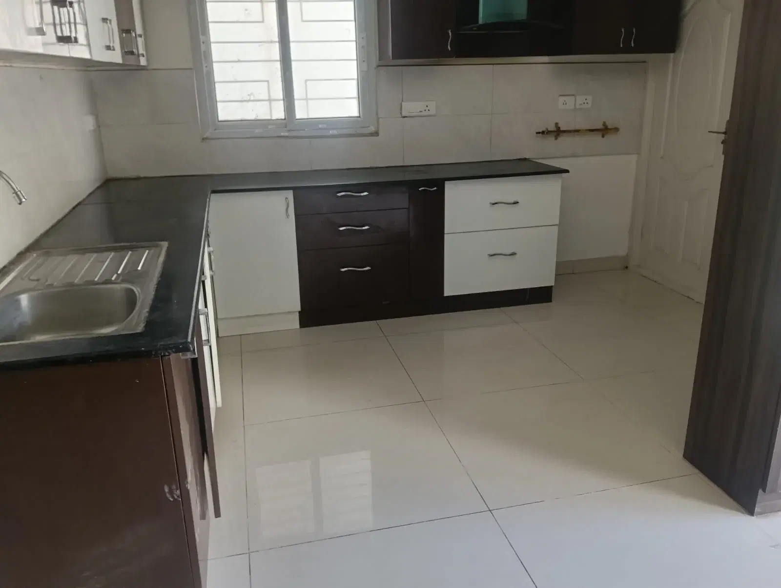 2 BHK Flat for Rent in Hanuman Temple