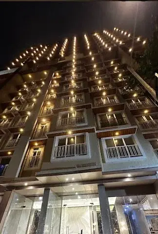 2 BHK Flat for Sale in Dn Nagar Andheri West