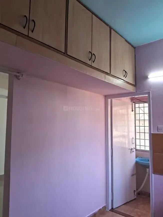 2 BHK Flat for Rent in Murgeshpalya NEARBY EMBASSY GOLFLINKS BAGMANE TECH PARK MANIPAL HOSPITAL