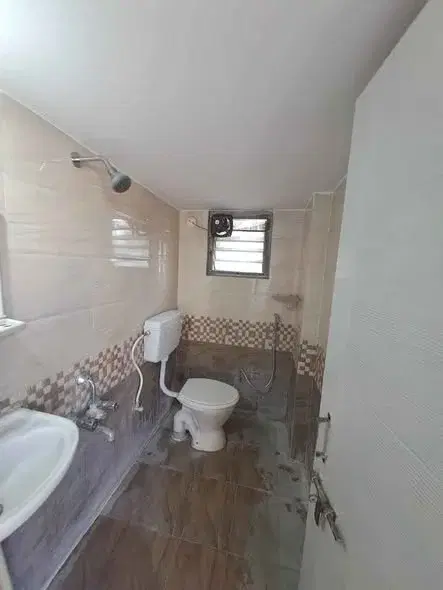 2 BHK Flat for Rent in indiranagar 80ft road near empire hotel