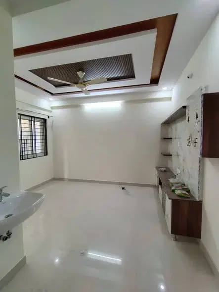 2 BHK Flat for Rent in kudlu gate metro station near hsr layout 2km