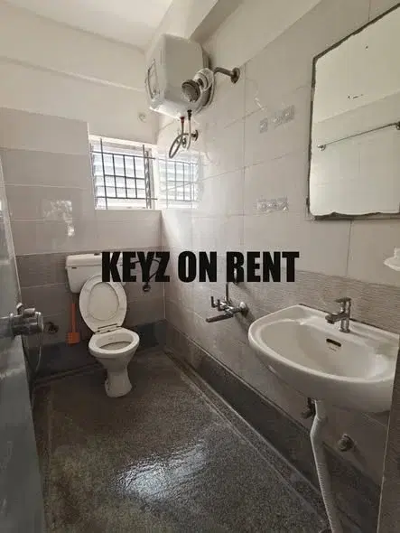 2 BHK Flat for Rent in MURGESHPALAYA (Near to Challaghatta or Behind EGL)