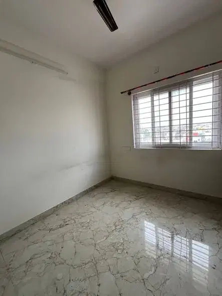 1 BHK Flat for Rent in kudlu gate metro station near hsr layout 2km
