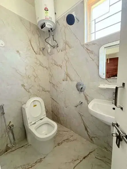 1 BHK Flat for Rent in Sarjapur outer ring road -zepto Vaishnavi tech park closeby-4-5km