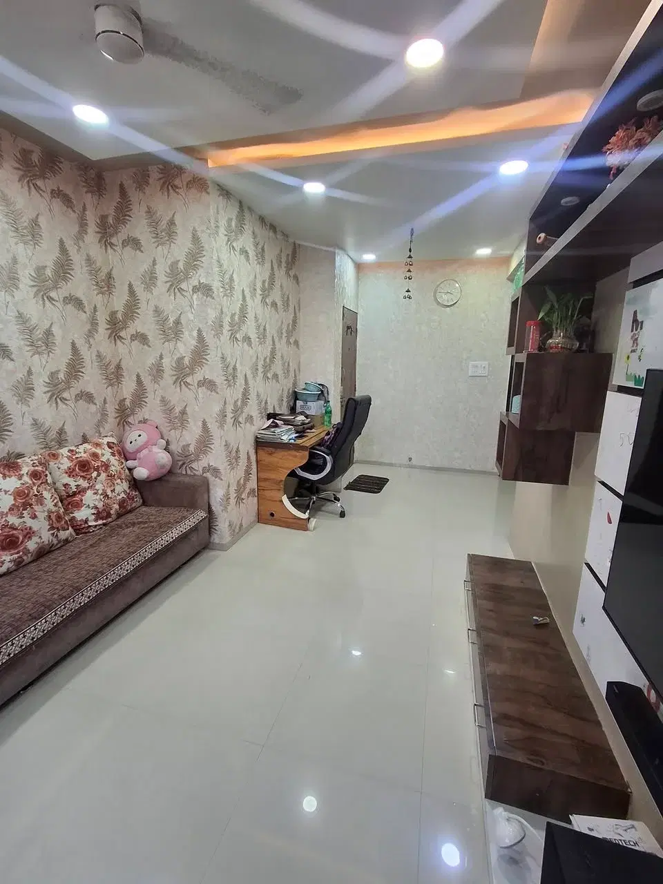 2 BHK Flat for Rent Near Dnyandeep School