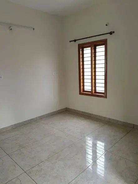 1 BHK Flat for Rent in kudlu gate metro station near hsr layout 2km