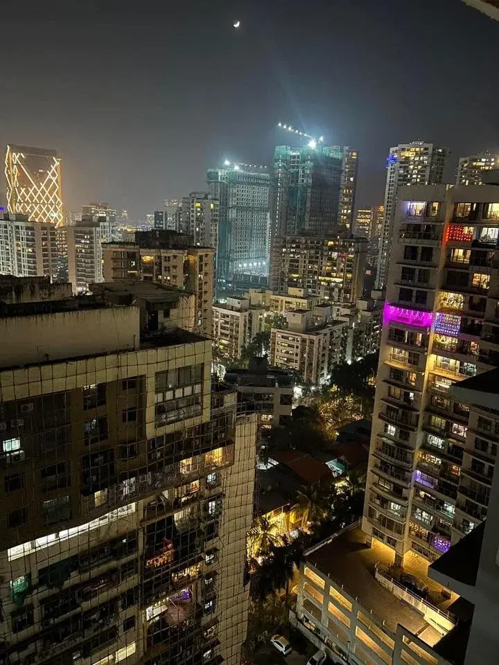 Double Occupancy for Male in 3 BHK Flat for Rent in Veera Desai Road - Andheri west Opposite Country Club (Near all Production House)Walking Distance