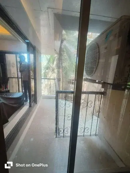 2 BHK Flat for Rent in Juhu Tara Road near Sea Princess Hotel