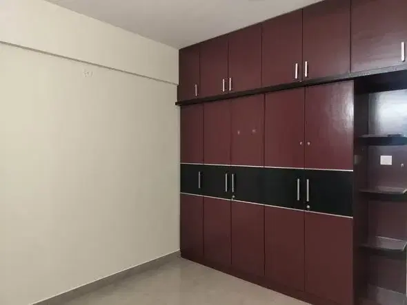 2 BHK Flat for Rent in Kaikondrahalli,near to Bellandur,near to RMZ ECO SPACE