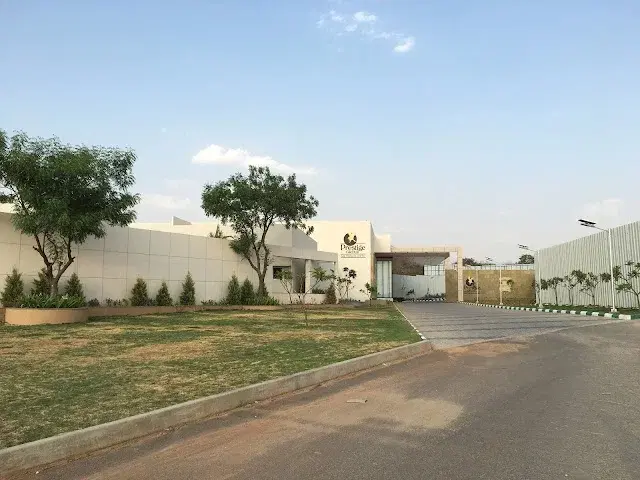 4 BHK Flat for Rent in Financial District