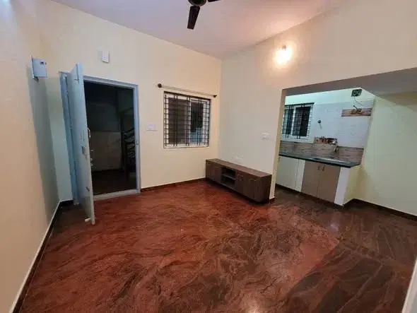1 BHK Flat for Rent in Kudlugate near HSR 3km