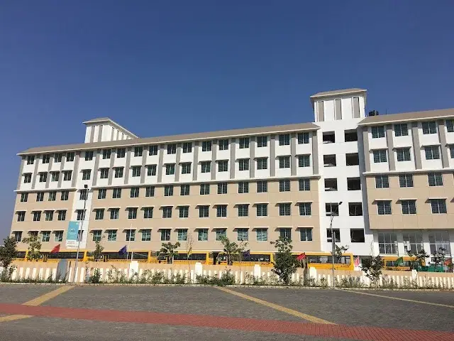 3 BHK Flat for Sale in Keshnand Rd