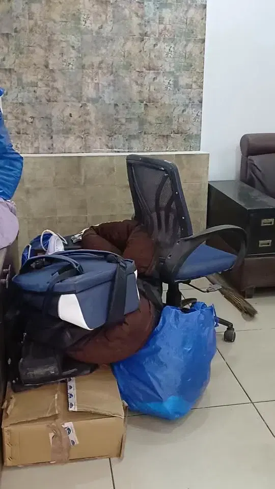 Double Occupancy for Female in 3 BHK Flat for Rent Near Kalanagar ( ten bkc tower) Bandra east