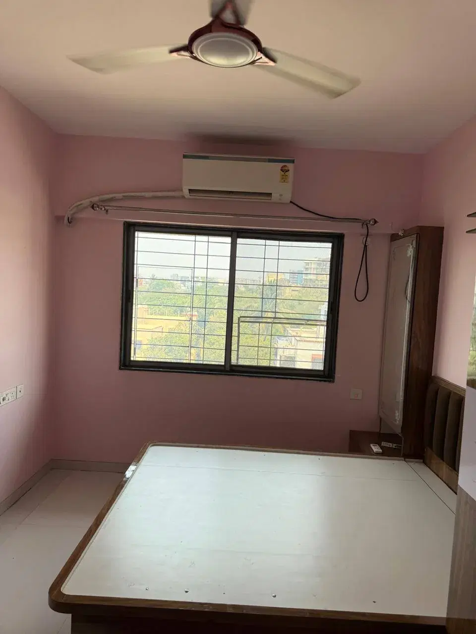 2 BHK Flat for Rent in Sahar Tower