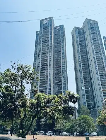 2 BHK Commercial Space for Sale in Andheri West & Goregaon West