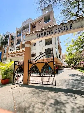 4 BHK Flat for Rent off old madras road