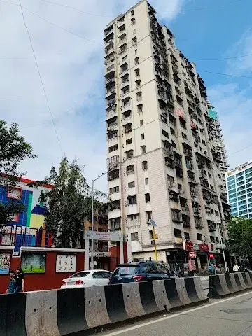 2 BHK Flat for Rent in Lower Parel