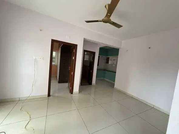 2 BHK Flat for Rent in Thubarahalli Main Road – Near AECS Layout & BEML Road (Brookefield / Marathahalli)