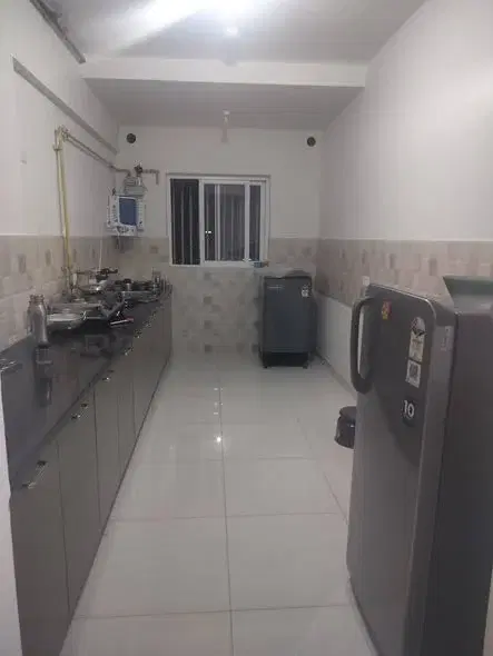 Single Occupancy for Female in Flat for Rent in Tumkur Road