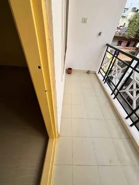 2 BHK Flat for Rent in indiranagar 100ft road just walking distance from 12th main road