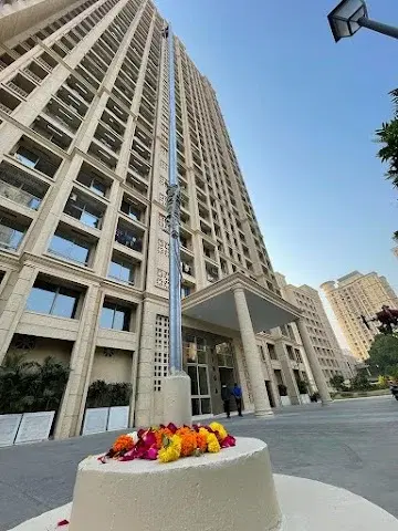 2.5 BHK Flat for Rent in Hiranandani Estate