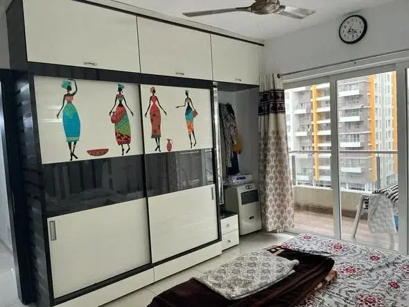 3 BHK Flat for Rent near phoneix mall(western avenue in gated society)