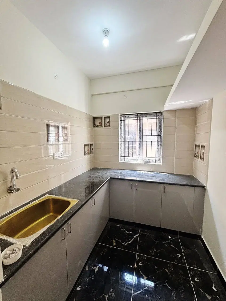 1 BHK Flat for Rent in Bagmane Tech Park Front Gate